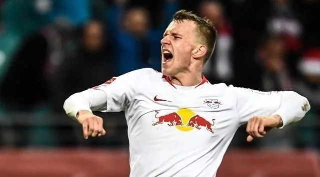 卡罗伊还以 卡罗伊还以