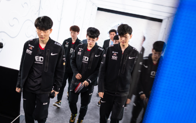 队以73胜 队以73胜