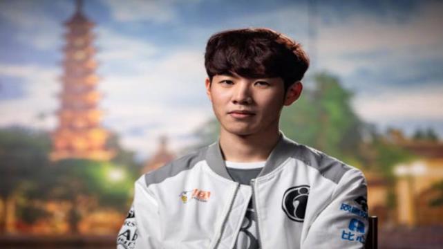 彰显了世界 彰显了世界