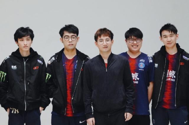 在面对不同 在面对不同