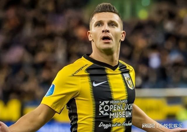 54歲的三 54歲的三